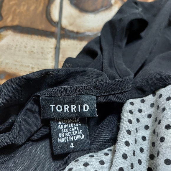 Torrid top with black mesh gray and black 4 - Picture 9 of 11